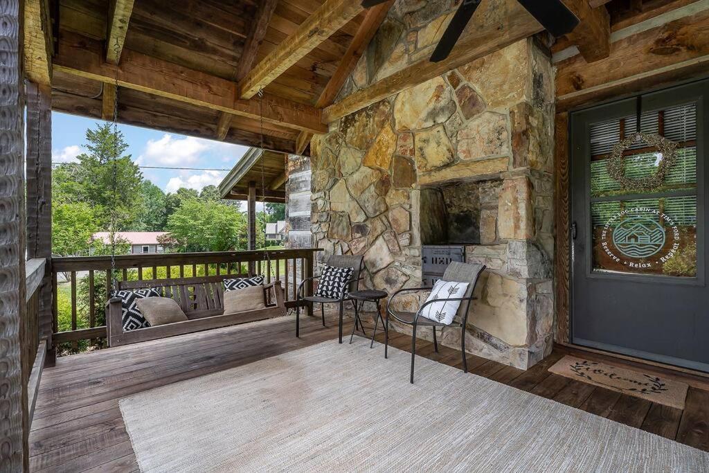 Rustic Cabin, Dock, Firepit, Kayaks & Games Winchester Exterior photo